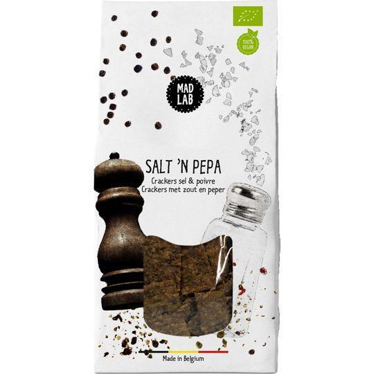 Mad Lab Salt and pepper crackers 110g